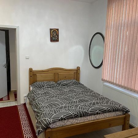 Дом За Гости Осогово Apartment Kyustendil Luaran gambar