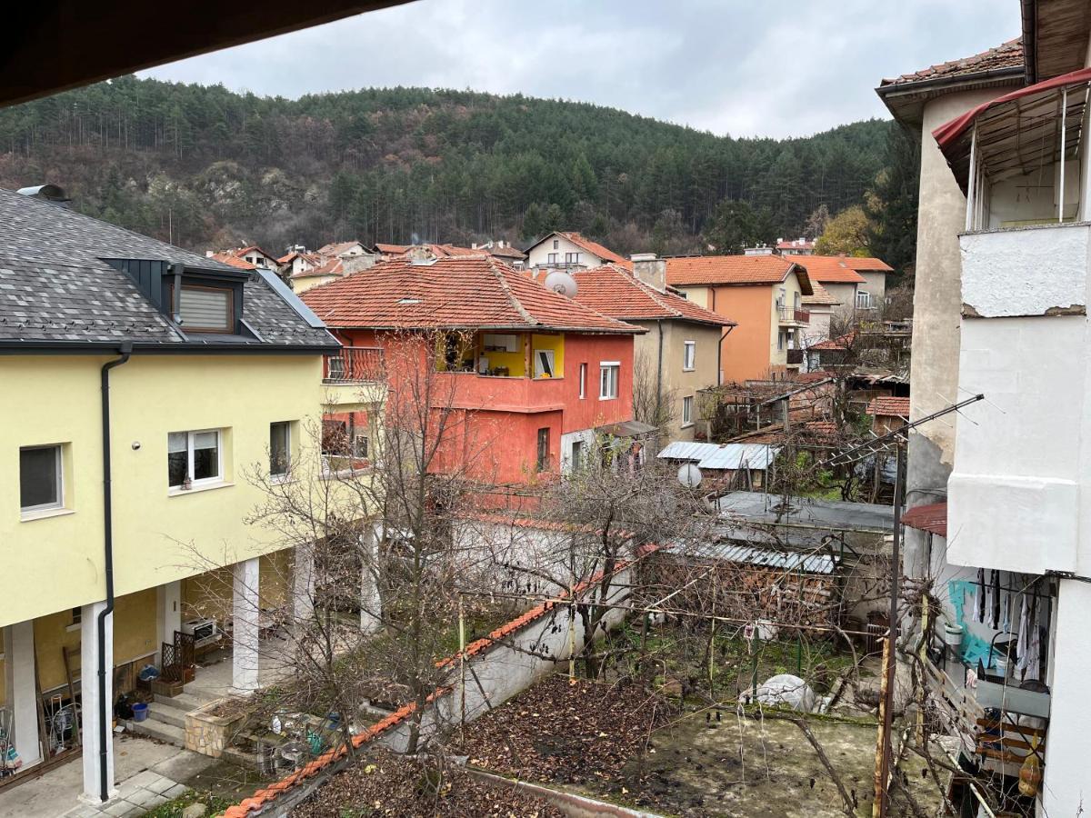 Дом За Гости Осогово Apartment Kyustendil Luaran gambar
