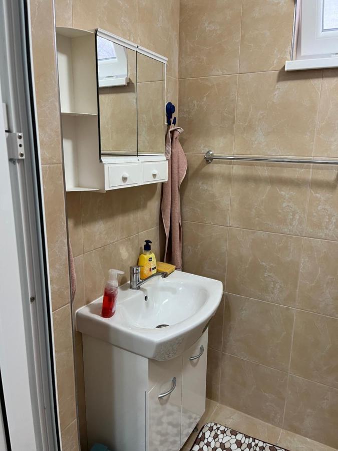 Дом За Гости Осогово Apartment Kyustendil Luaran gambar